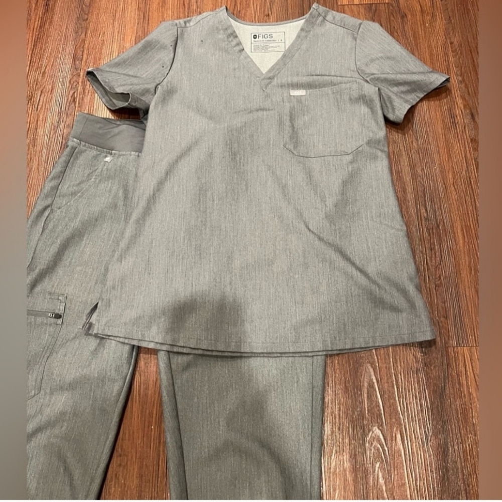 Figs scrub set